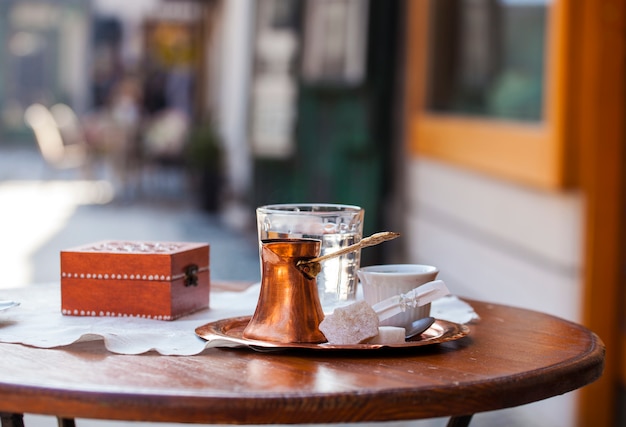 Caffè bosniaco tradizionale