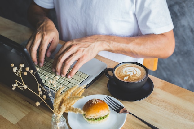 caffè con pane