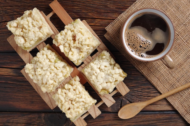 Caffè con pasticcini