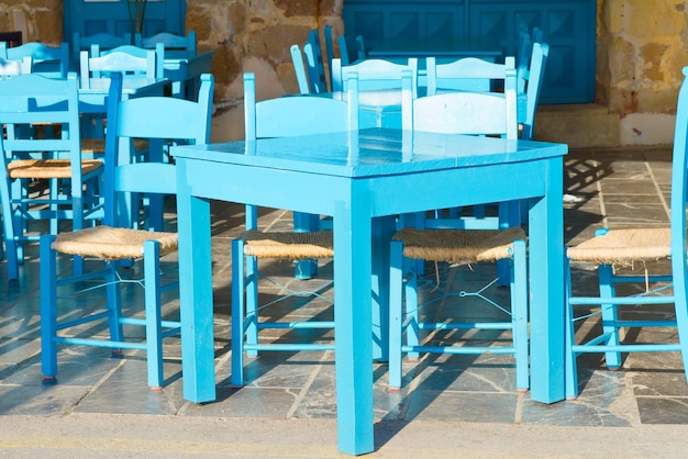 Caffè con sedie blu Creta Grecia