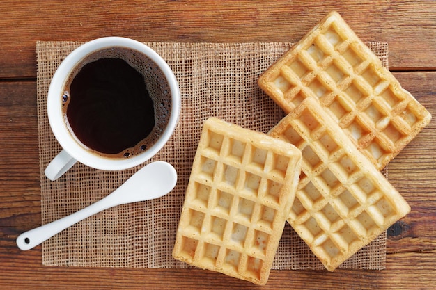 Caffe' e waffle