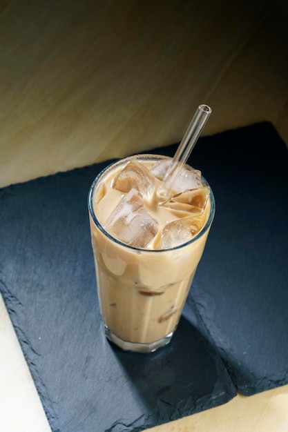 Caffè freddo con latte e ghiaccio