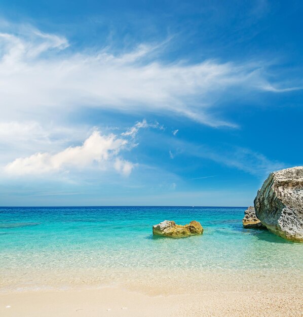 Cala Mariolu in una giornata limpida Sardegna