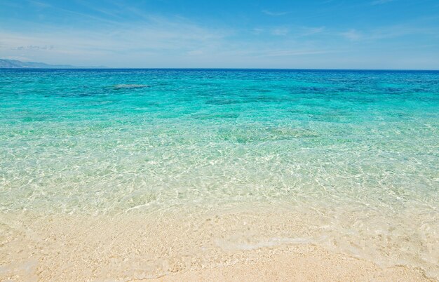 Cala Mariolu in una giornata limpida Sardegna