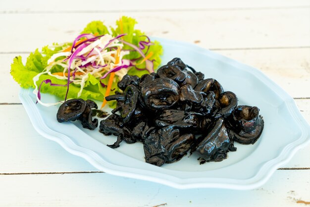 calamari fritti con salsa al nero di seppia - alla marinara