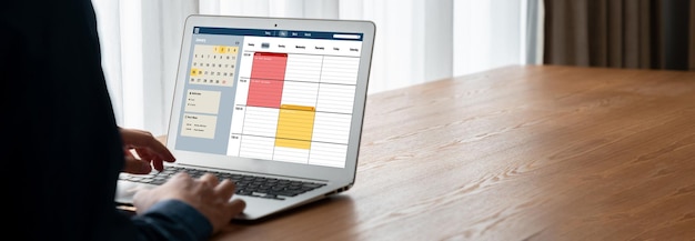 Calendario prenotazione appuntamenti online per immatricolazioni modeste