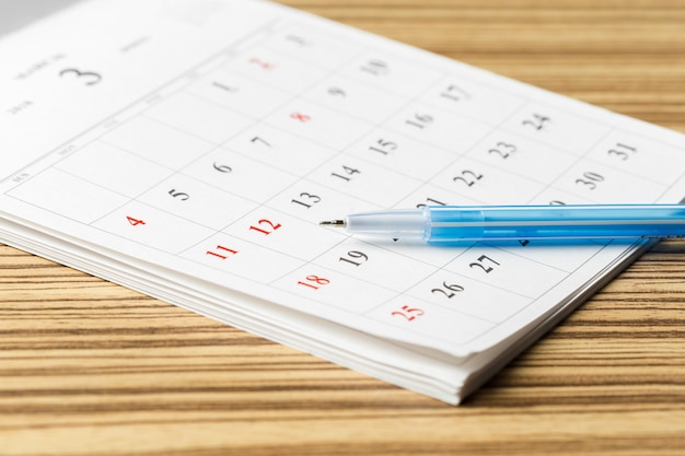 Calendario sul tavolo