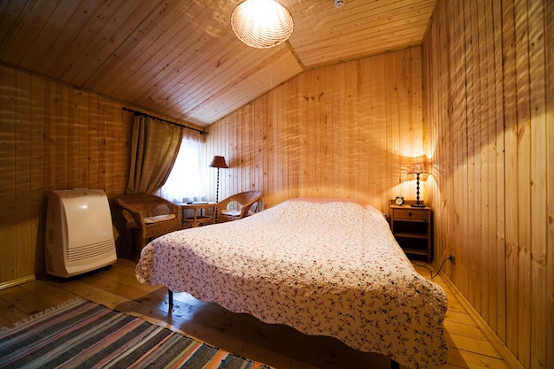Camera da letto in legno