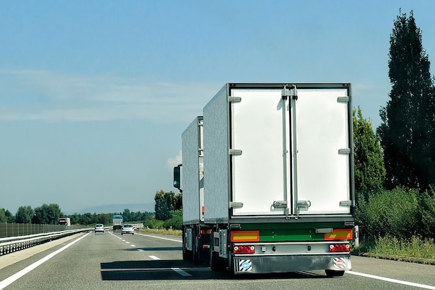 Camion in autostrada in Svizzera