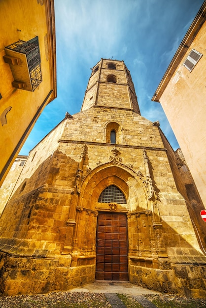 Campanile del Duomo ad Alghero in Italia