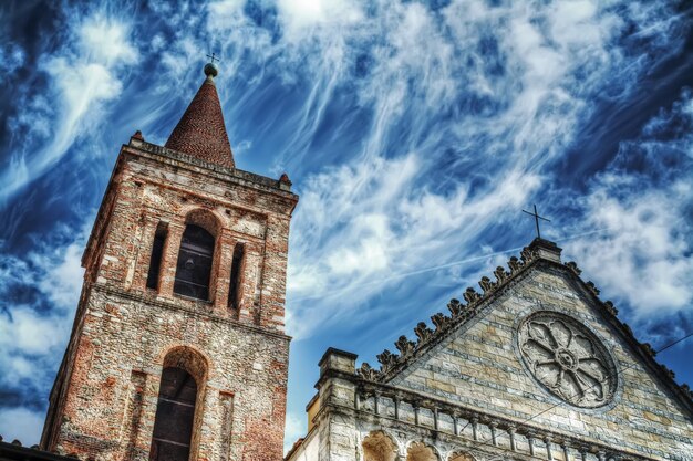 Campanile e facciata della chiesa di San Paolo a Pistoia Italia