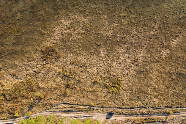 campo di fattoria agricoltura vista dall'alto riprese di droni