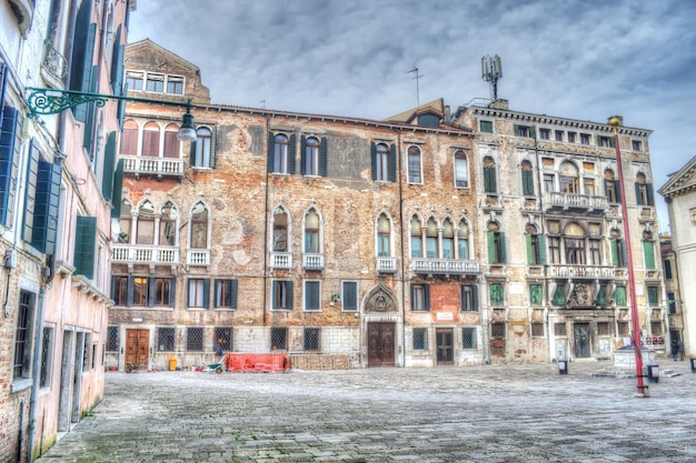 Campo San Maurizio in tono hdr