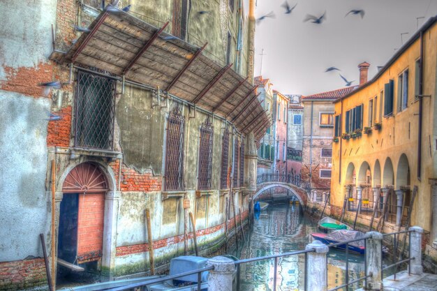 Canale pittoresco a Venezia Italia iso 100 pesante elaborato per effetto di mappatura dei toni hdr