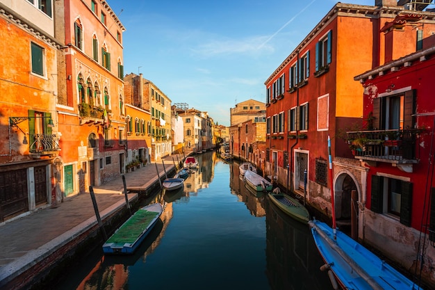 Canali d'acqua di fama mondiale di Venezia, Veneto, Italia.