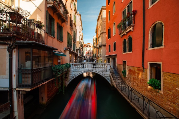 Canali d'acqua di fama mondiale di Venezia, Veneto, Italia.