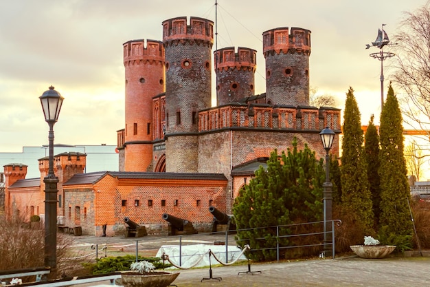 Cancello di Friedrichsburg al tramonto Kaliningrad Russia