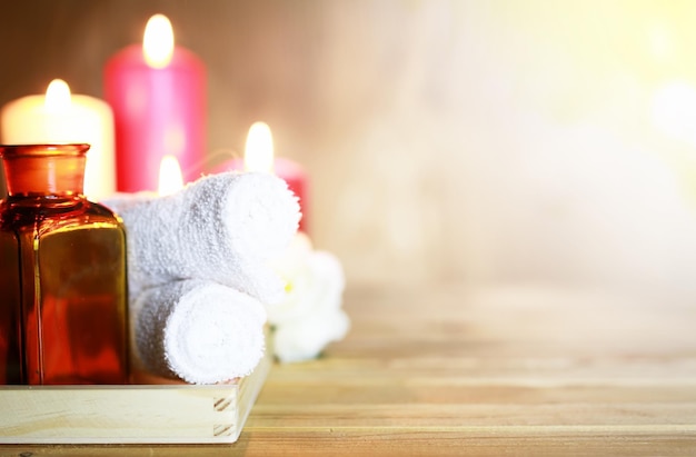 Candela e bottiglia per accessori spa