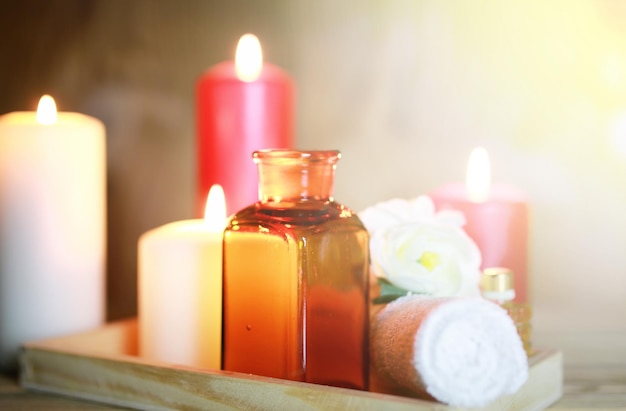 Candela e bottiglia per accessori spa