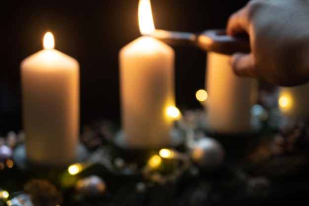 Candele di Natale Avvento Candele bianche e luci