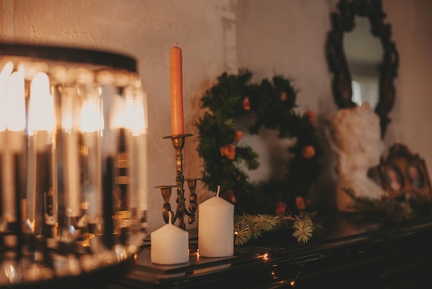 candele in un interno vintage