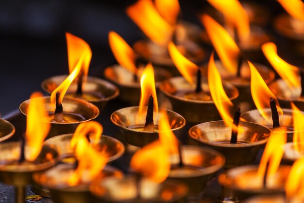 Candele in un tempio