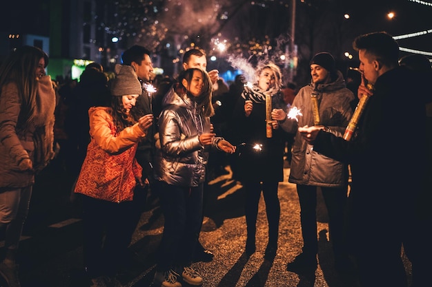 Capodanno con gli amici sparklers