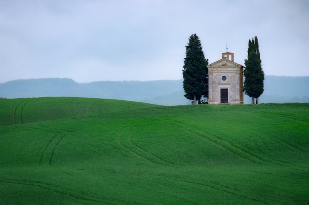 Cappella della Madonna di Vitaleta in Toscana