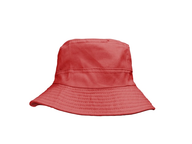 cappello a secchio rosso isolato su bianco