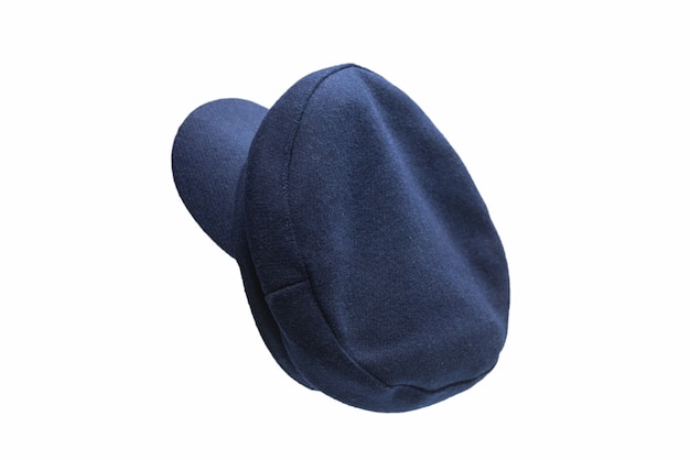 Cappello blu femminile con visiera isolata su superficie bianca