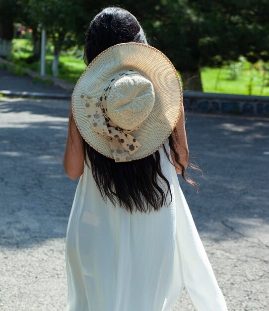 Cappello da donna in strada