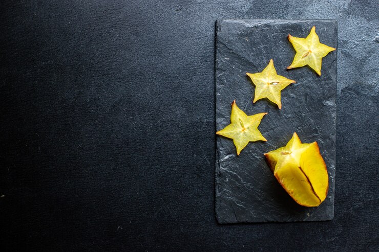 Foto carambole star fruit fette pronte da mangiare spuntino sano