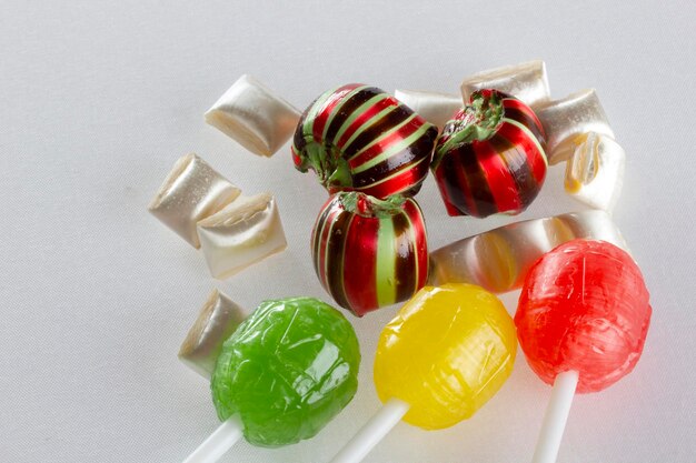 Caramelle a strisce colorate Akide Sekeri Lollipop