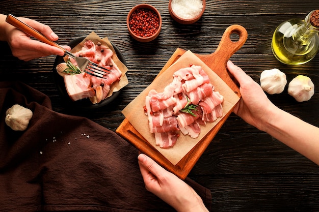 Carne cibo e cibo gustoso concetto delizioso pancetta