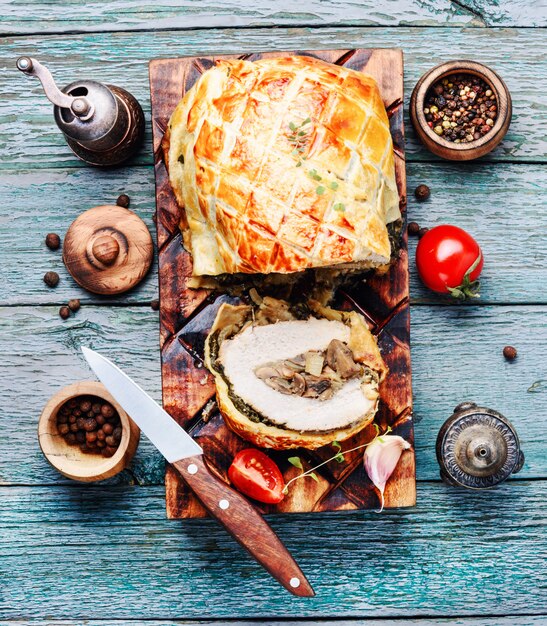 Carne cotta in pasta sfoglia