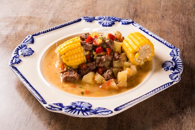 Carne e mais - Guisado - Piatto tradizionale brasiliano