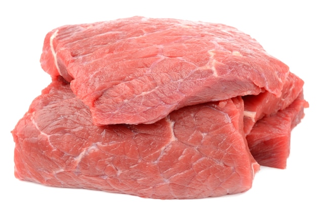 Carne isolata su bianco