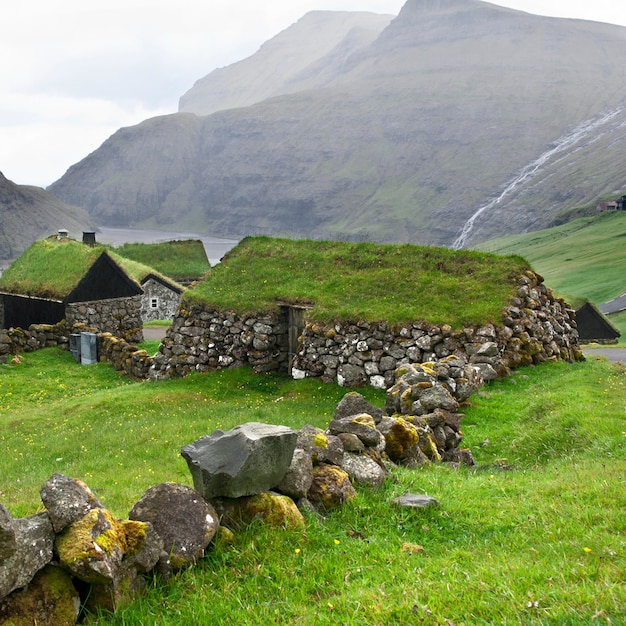 Casa di mattoni nelle isole faroe