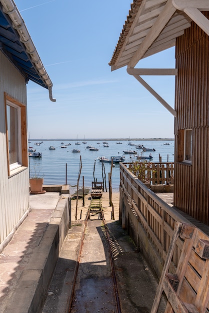 Casa in legno per ostriche in villa vicolo