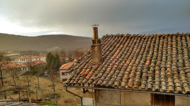 Casa in pietra accanto a un torrente a Navacarros Béjar Salamanca