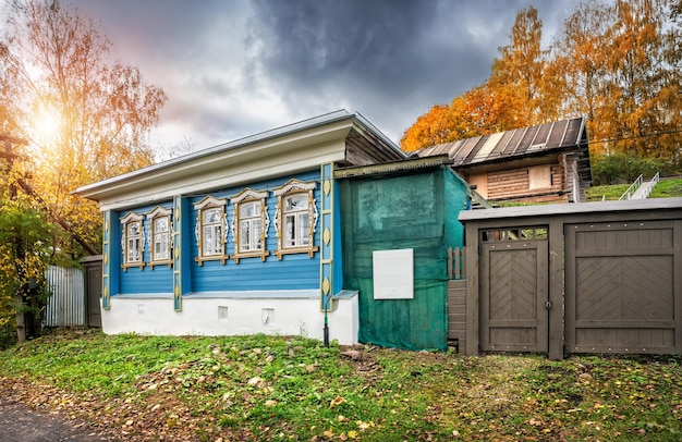 Casa Nikanor Vekshin in via Yurievskaya in autunno Plyos