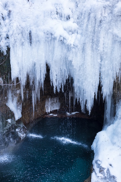 Cascata a dicembre