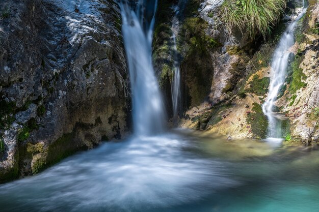 Cascata al torrente Val Vertova Lombardia vicino a Bergamo in Italia