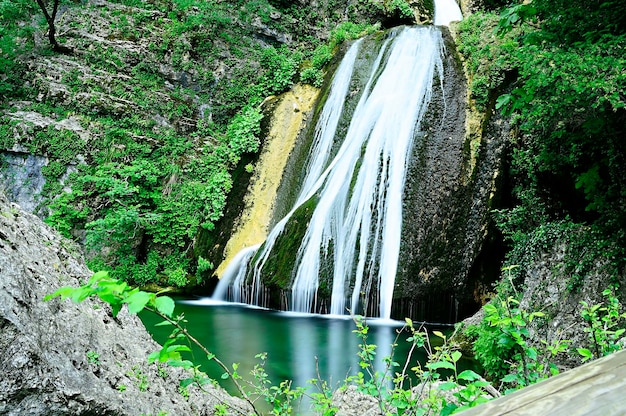 Cascata alla sorgente del fiume Mundo