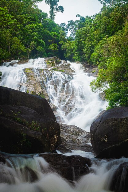 Cascata bella asia Thailandia, Praiwan Cascata Phatthalung