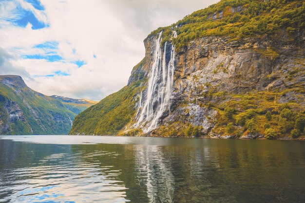 Cascata delle sette sorelle. Fiordo di Geiranger.