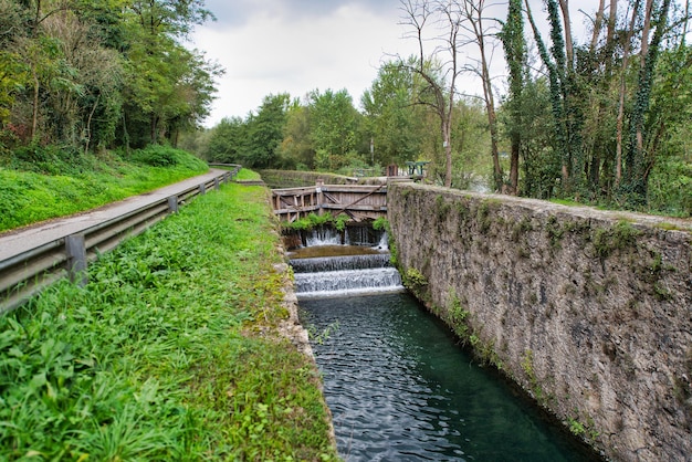 Cascata di Leonardo da Vinci Sul fiume Adda