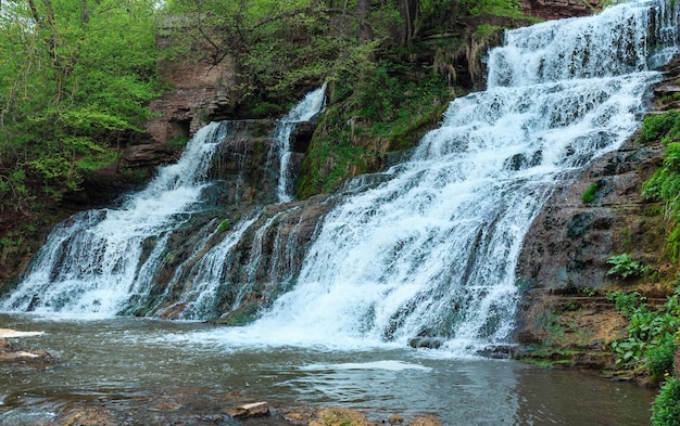 Cascata Dzhurynskyi Ucraina