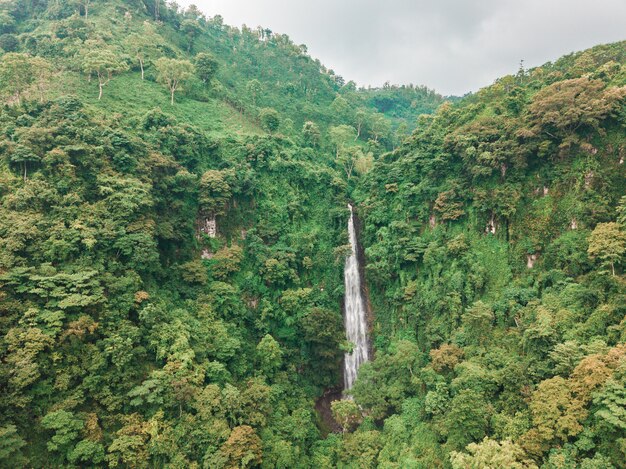 Cascata nascosta