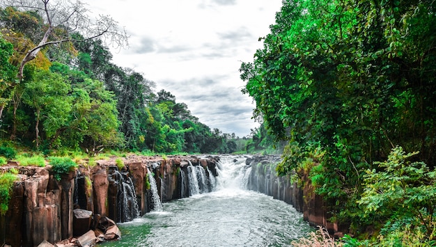 Cascata Pakse